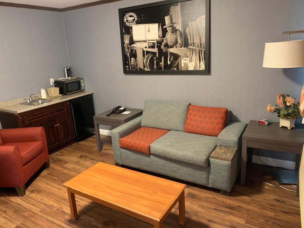 Super 8 By Wyndham Hotel Sturbridge