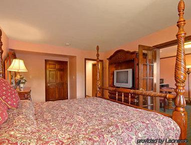 Hotel Super 8 By Wyndham Sturbridge